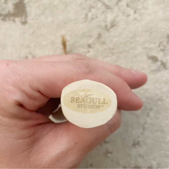 Seagull Studios Christmas Ornament Angel with Fruit Basket - Picture 4 of 5